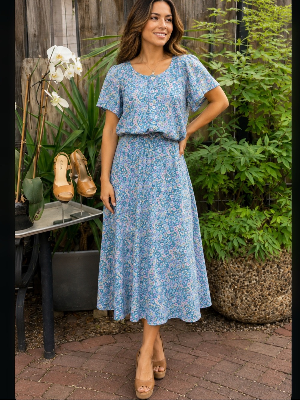 Liz wear floral maxi dress